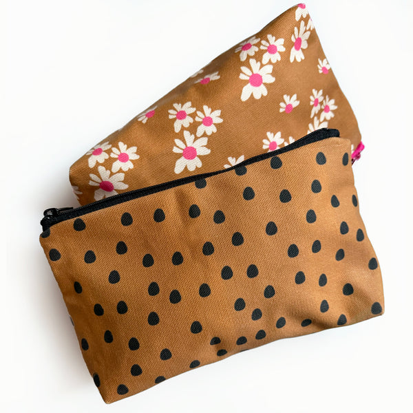 Canvas Daisy Zipper Pouch