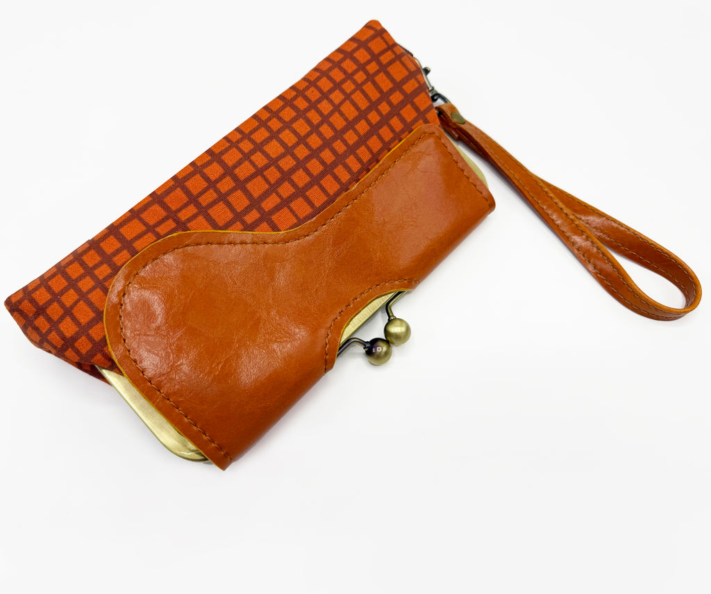 The Audrey Cross Body Clutch Burnt Orange + Caramel - Wavy Stripe