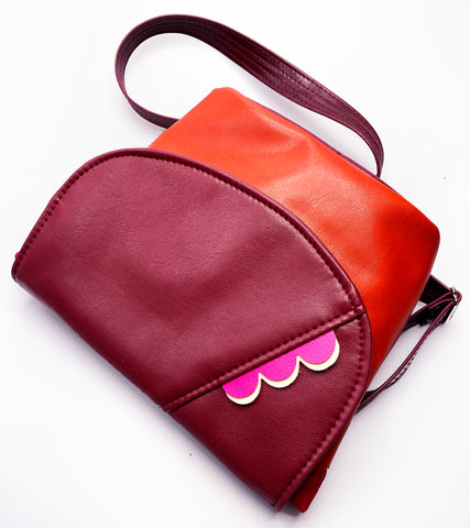 Double Scallop Kelice Adjustable Cross Body Bag - Maroon/Sunset + Pink